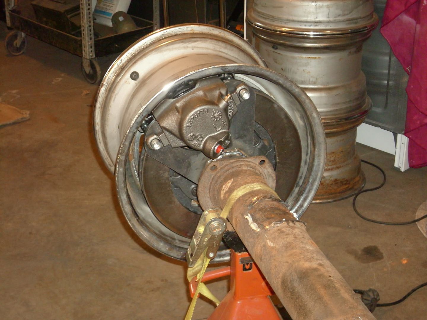 Dana 70 disk brake conversion? Pirate 4x4
